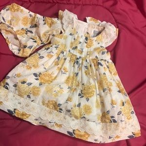 Tahari formal dress with sunflowers and lace trim